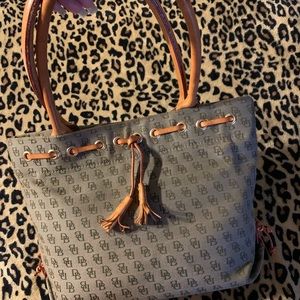 Dooney & Bourke bag